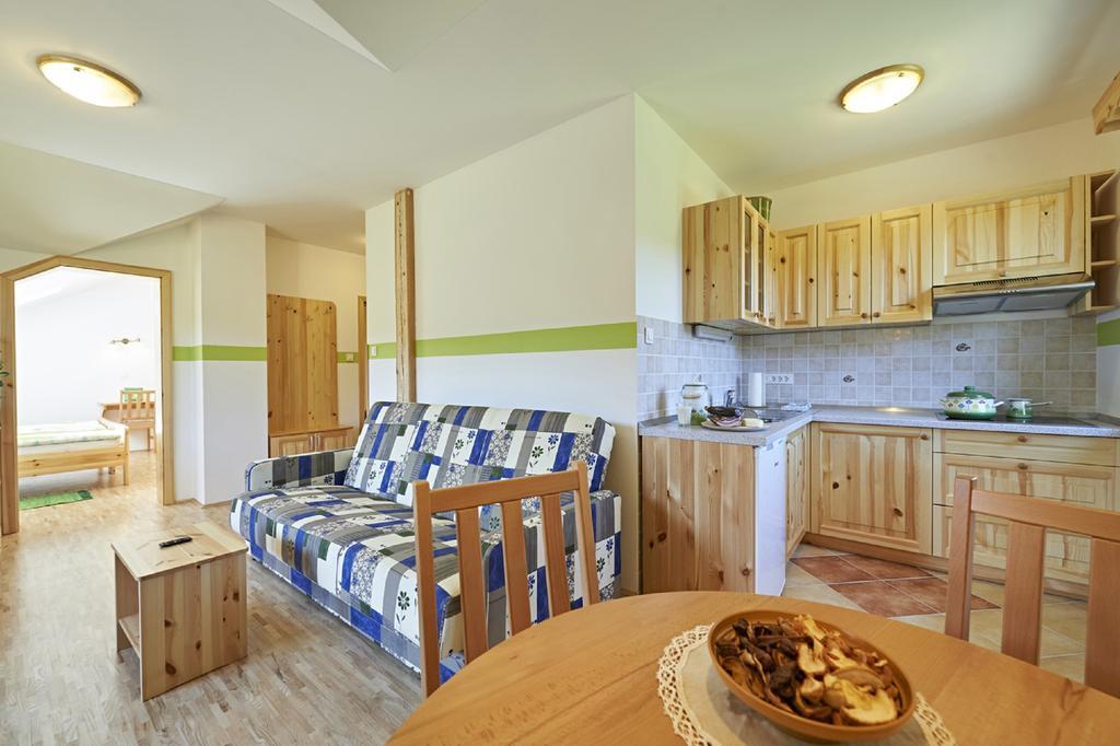 Apartments Organic Tourist Farm Gradisnik Prevalje Exterior photo