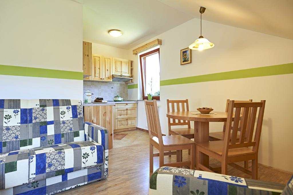Apartments Organic Tourist Farm Gradisnik Prevalje Exterior photo